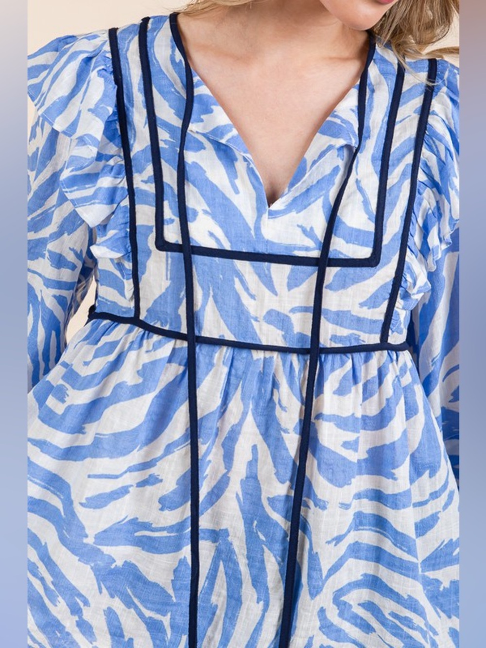 Lime 'N' Chili Graphic Print Solid Trim Quarter Sleeve Blouse - Picture 14 of 14
